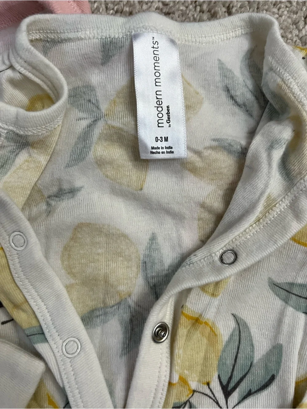 0-3mo Baby Onesies - Lemon & Bunny Prints